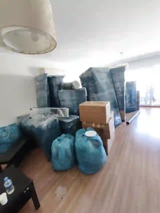 İlka Nakliyat taşınma günü, paketlenmiş eşyalar hazır